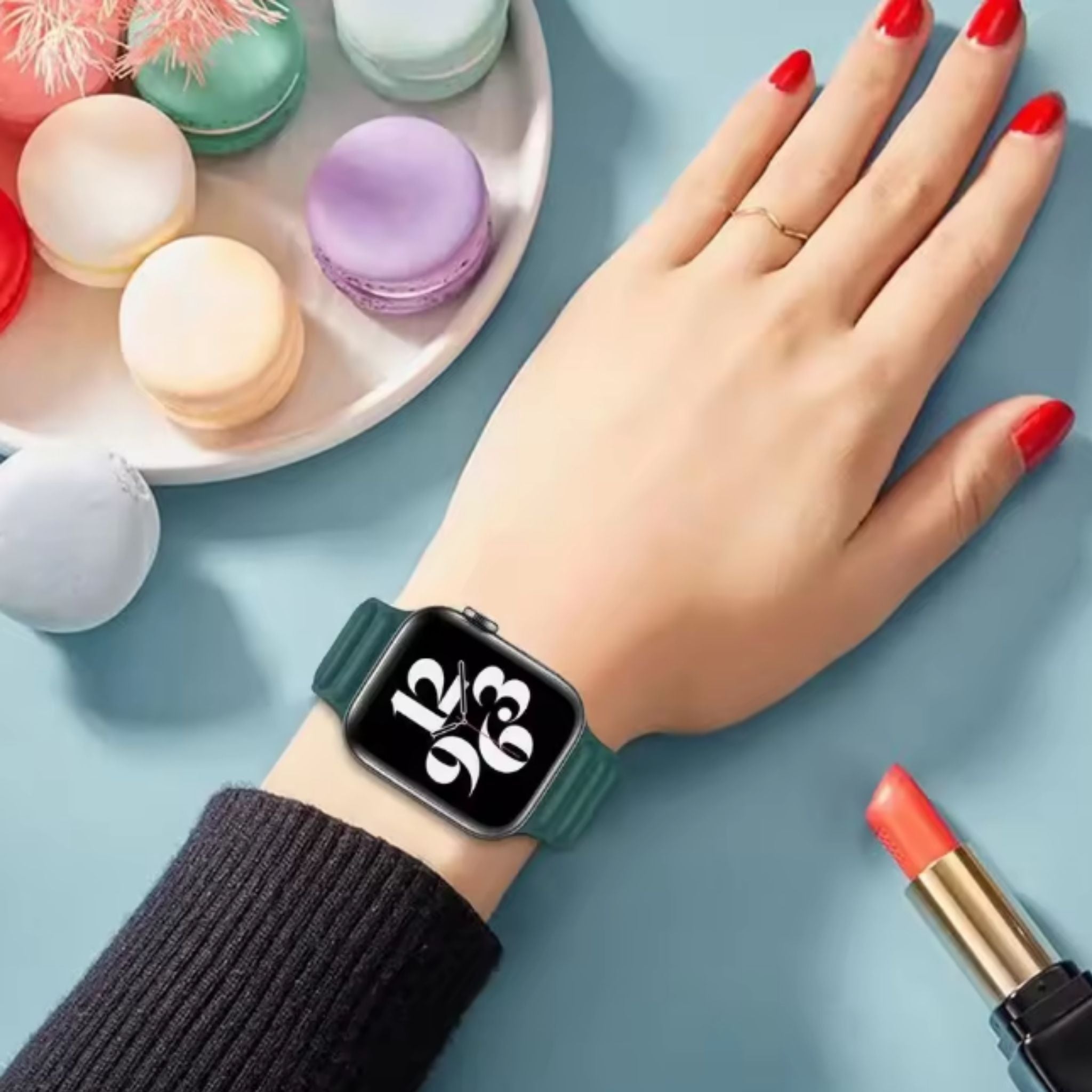 Apple Watch Leather Band - Magnetic Closure for Series 10-4, Ultra 3-1, SE (40-49mm)